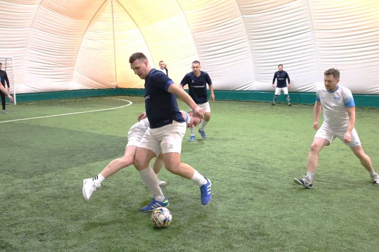 Команда Торгового терминала «Новотранс» по мини-футболу — в тройке лучших 